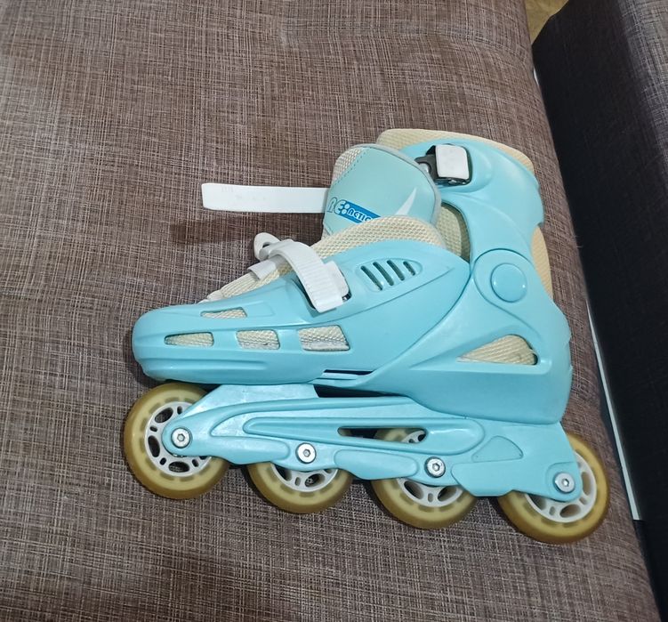 Продам ролики коньки