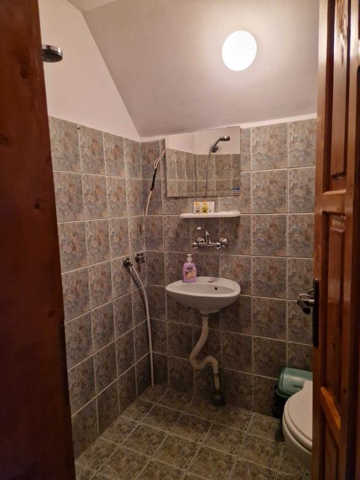 Къща - Стаи за гости  Лилови - гр. Смолян