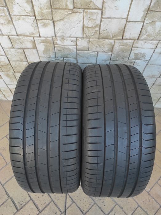 Гуми Pirelli 305/40/20 Pzero , dot 2621