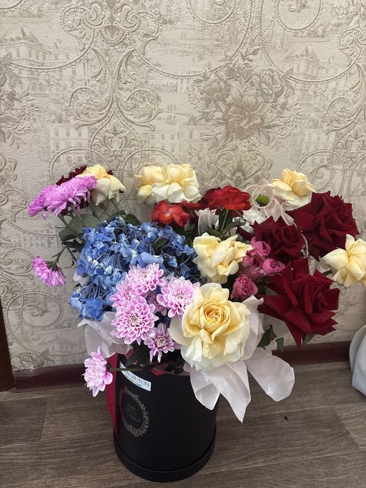 Цветы продам недорого б/у дешево