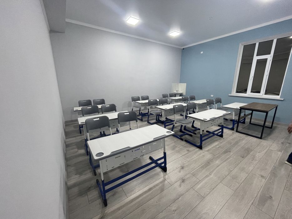 Продам школьные парты