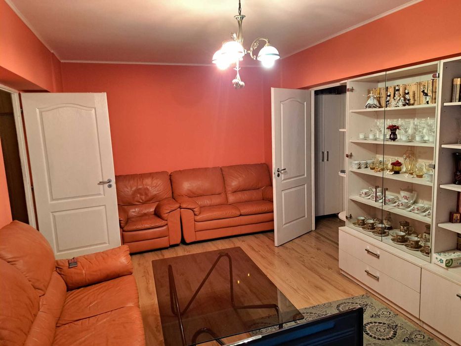 apartament 3 camere Vitan ( Auchan Vitan) PROPRIETAR
