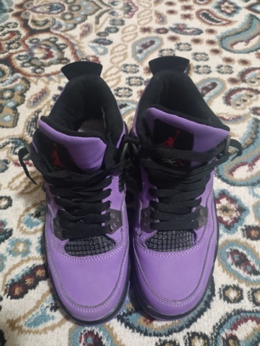 Jordan 4 фиолетовые