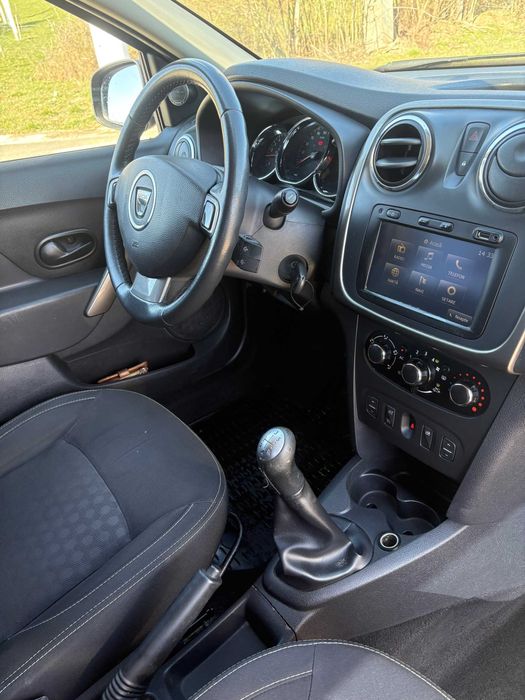 Dacia Logan MCV  Klima  Navi  Euro 5 . R.A.R. Efectuat