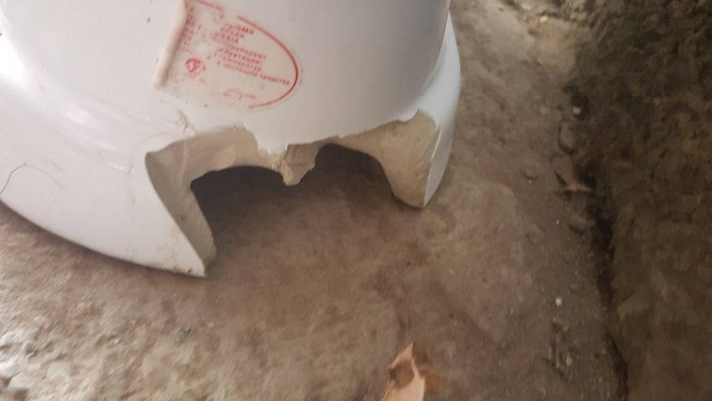 Продаю унитаз в  комплекте.