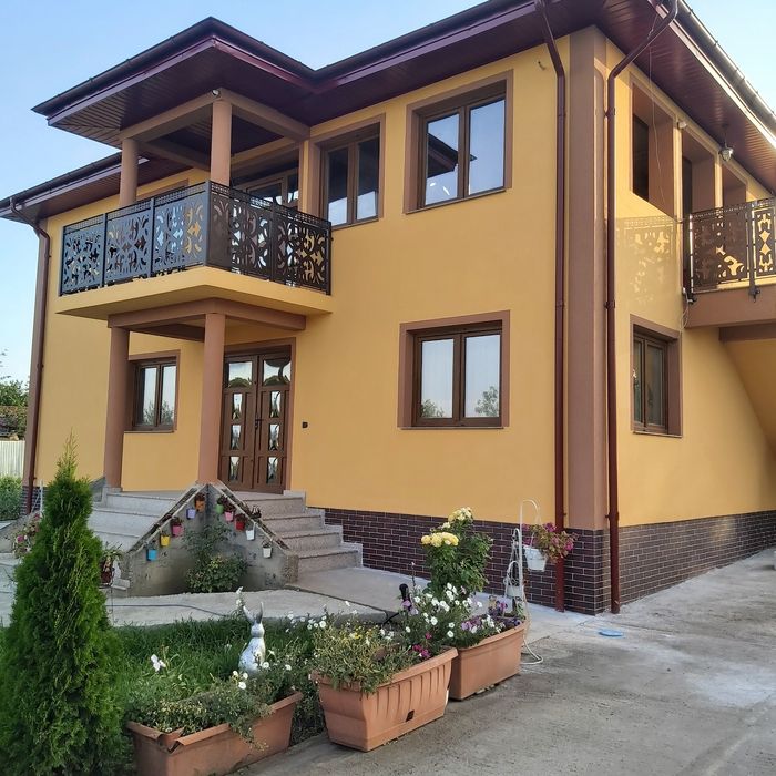 Izolatie termica si tencuiala decorativa