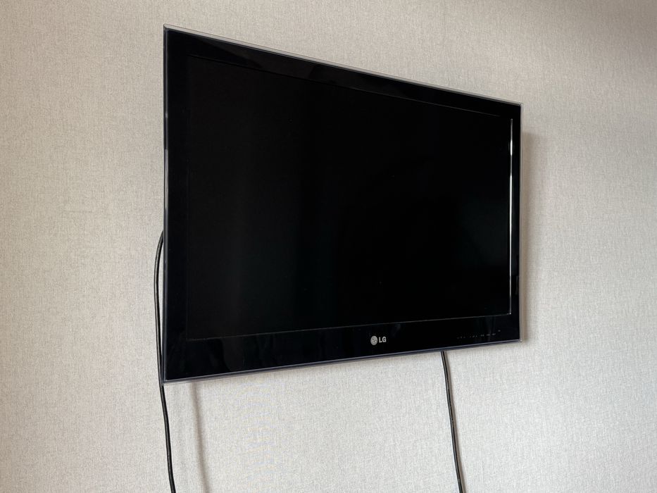 Телевизор LG 32 — LED, БЕЗ Smart TV