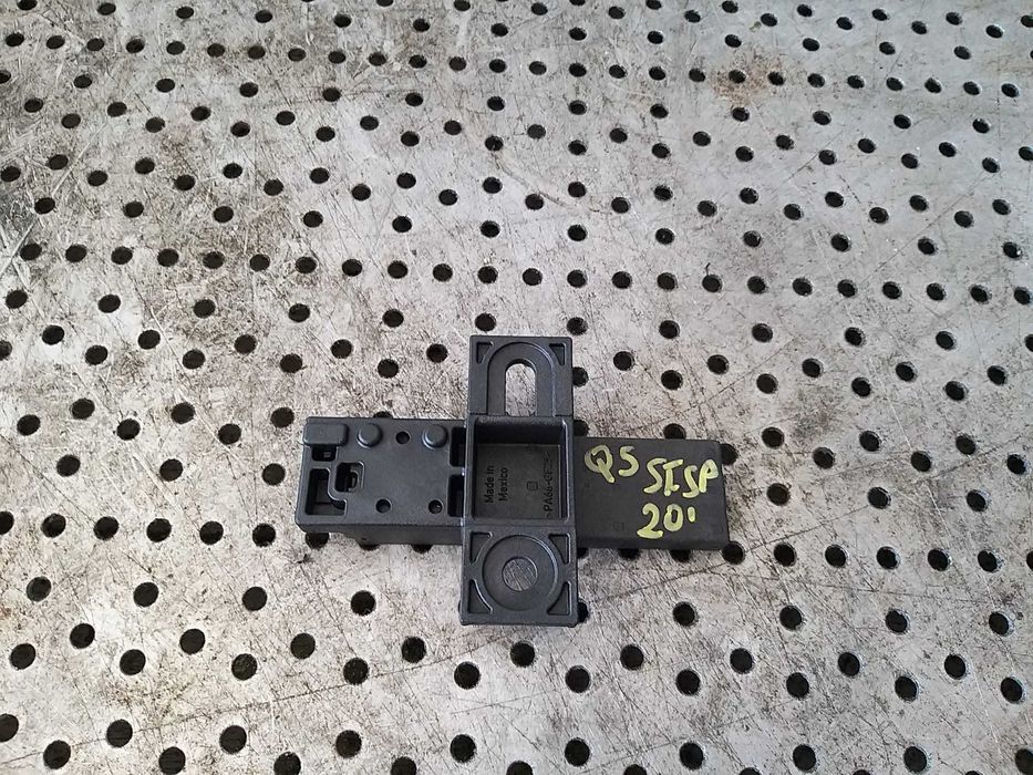 Modul keyless usa stanga spate audi q5 fy 80a907247