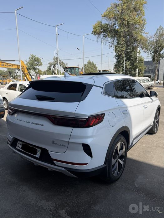BYD song plus flagship 2023 yil