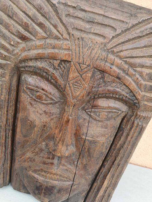 Стара немска дърворезба маска