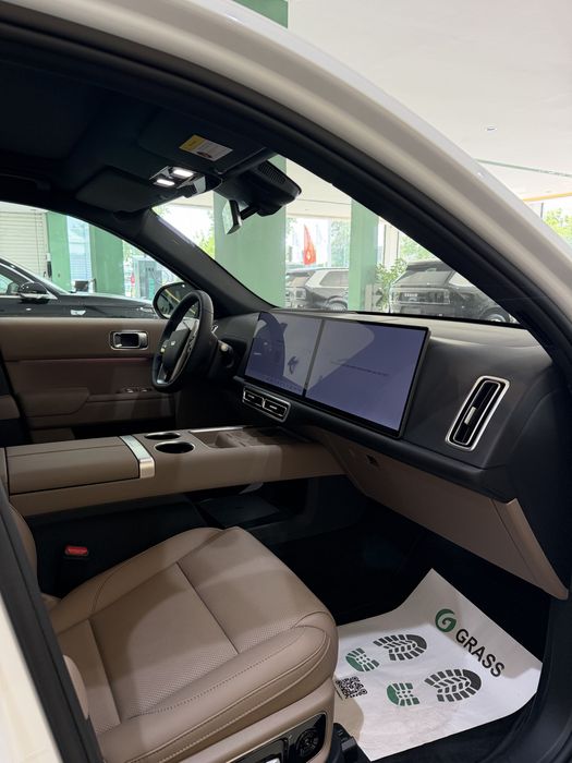 Lixiang L6 2025 — 5