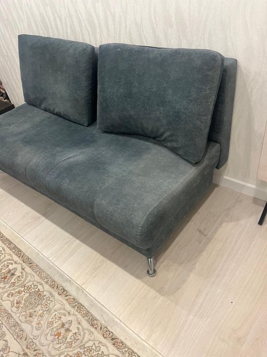 Продам диван в хорошем состоянии