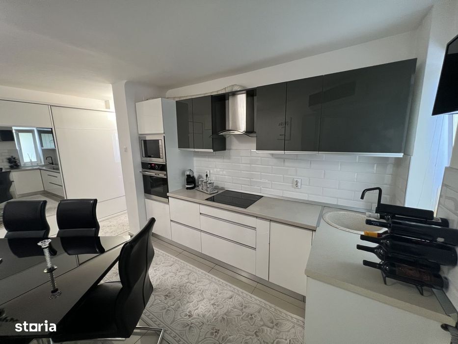 Gata de mutare! Apartament 3 camere in Micro 16