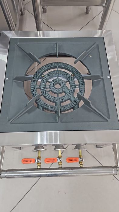 Плита газовая напольная 3 крана