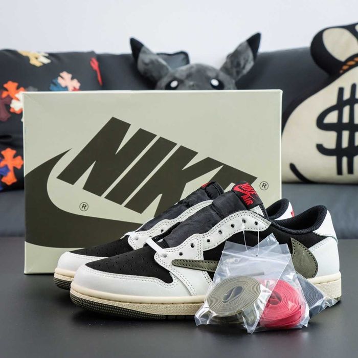 РАЗПРОДАЖБА ЕД. БРОЙКИ!!! Air Jordan 4, Jordan 11, Balenciaga, Travis