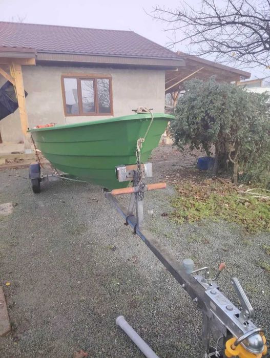 Vand barca TERHY 385 + motor Honda + peridoc