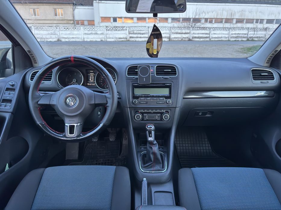 Volkswagen golf 6 (vw golf 6)