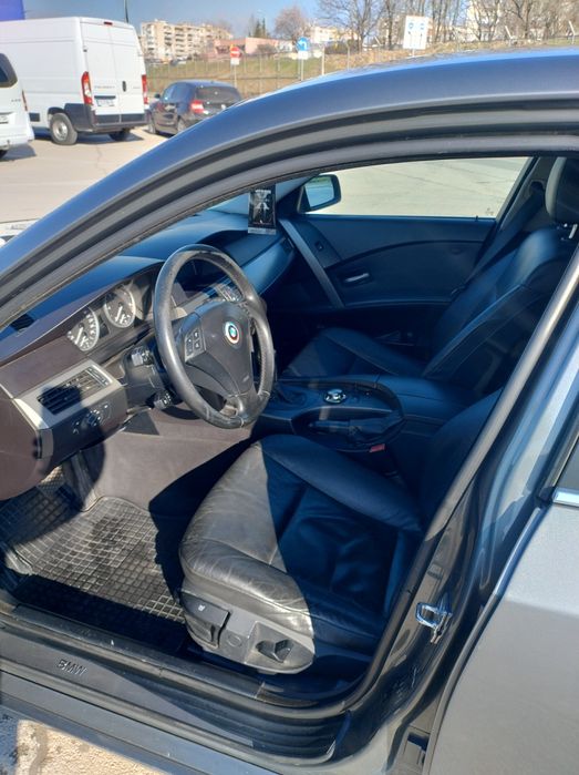 Продава се BMW E60 525 D