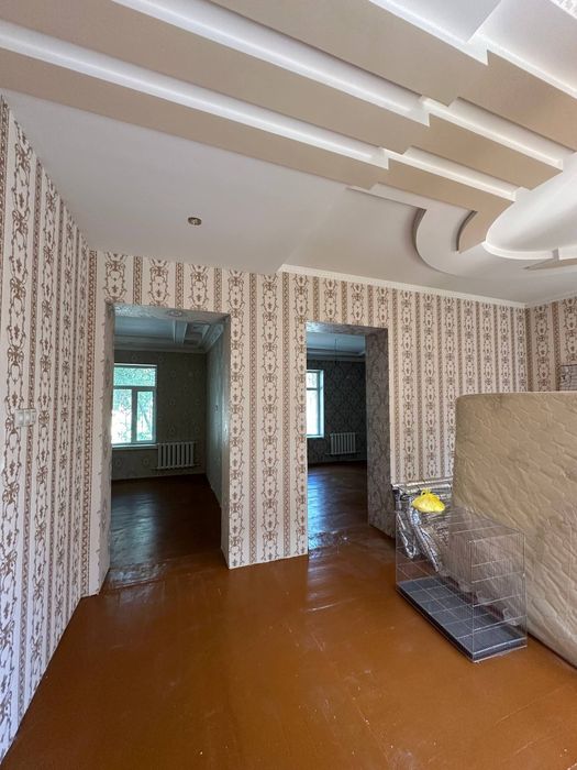 Uy sotiladi shtab ona bolada