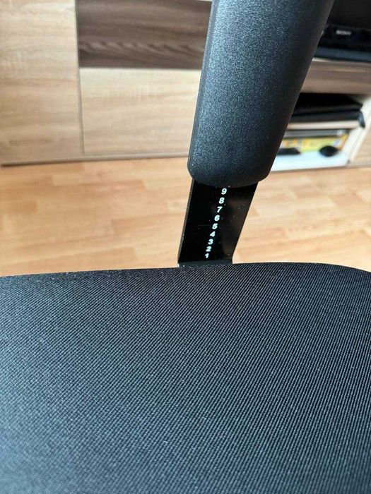 Офис стол / стол за компютър Немски - Interstuhl