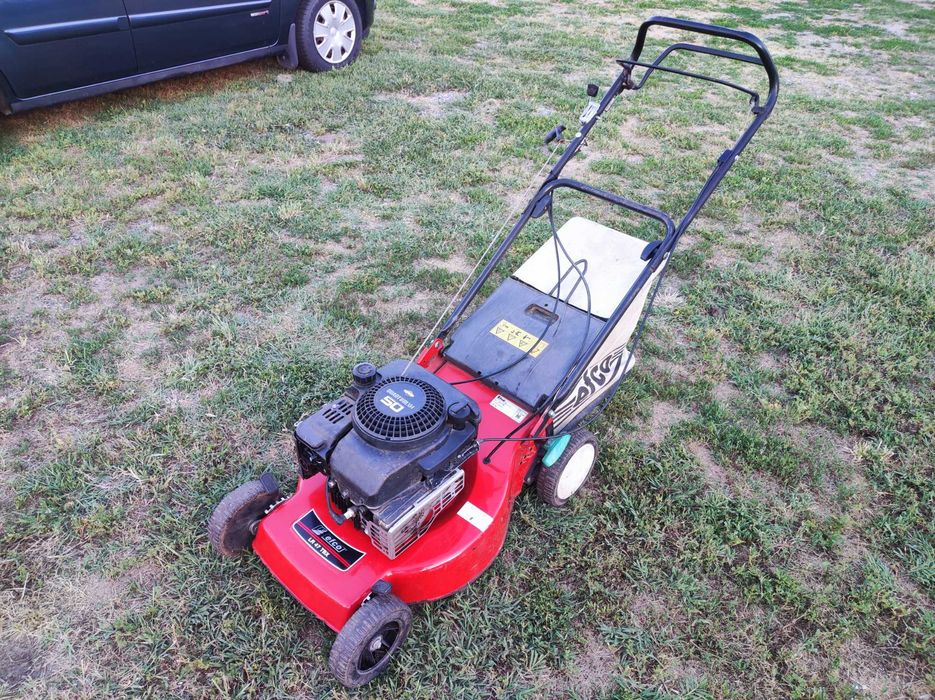 Бензинова самоходна косачка с кош Efco BriggsStratton Quantum50 190cc 5кс 4t 47см 30кг