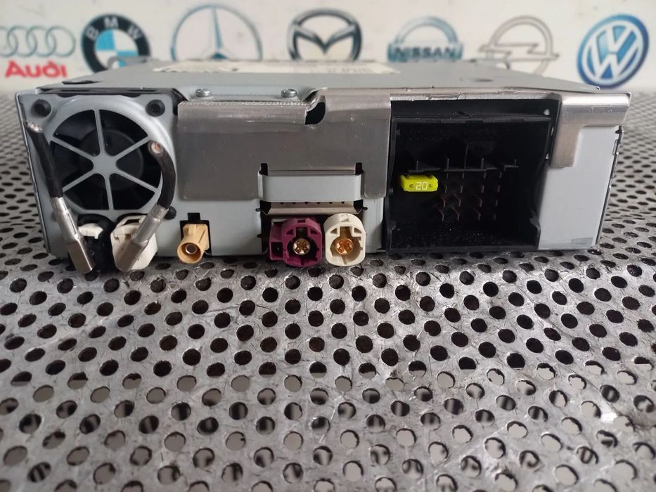 Unitate Navigatie Mica Radio Cd Bluetooth Bmw F20 F21 F22 F30 F31 F32 F33 F36 Cod  Dezmembrez - Dez