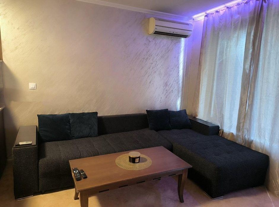 Дава се под наем Двустаен апартамент в София, Симеоново - 60 кв.м за 668.1 € - Снимка #1