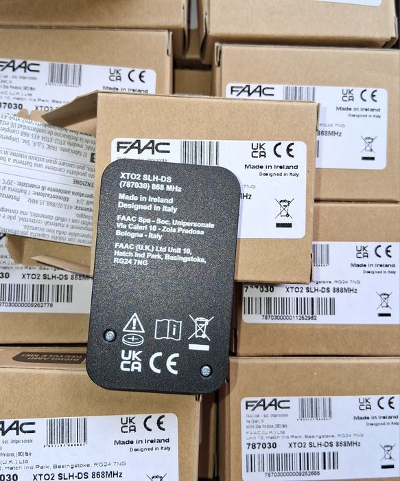FAAC дистанционни- Made in Ireland, XTO2 SLH-DS, 2-канала, 868 MHz за гаражни врати и бариери.