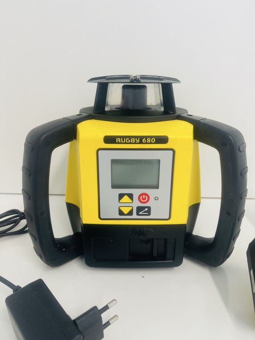 Leica Rugby 680 nivela laser rotativa panta canalizare