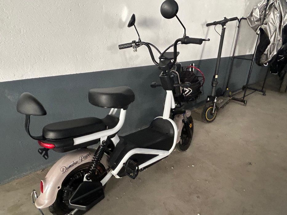 Vand Scuter Electric