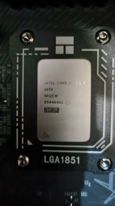 Procesor Intel Ultra 7 265K