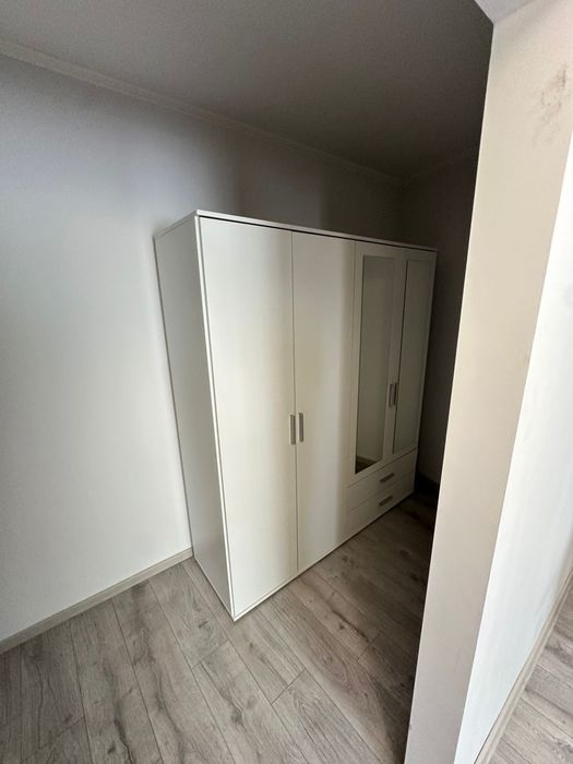 Apartament de închiriat