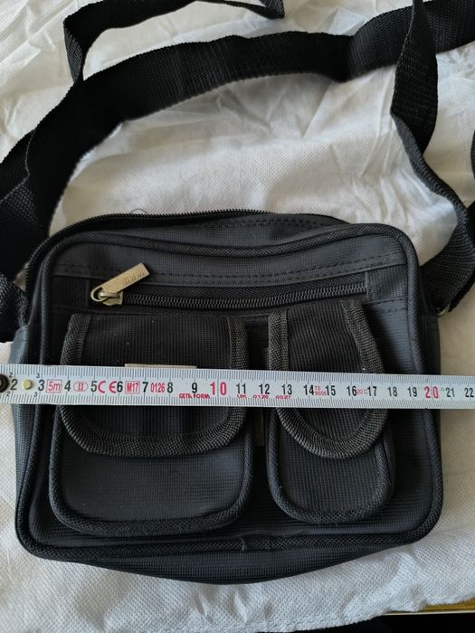 Продавам чисто нови мъжки чантички