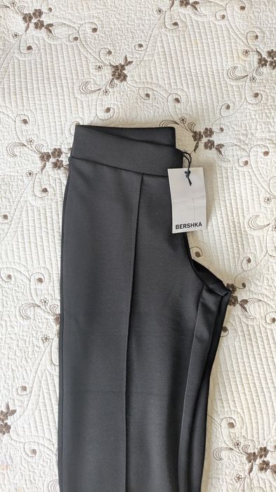 Брюки клёш bershka новые