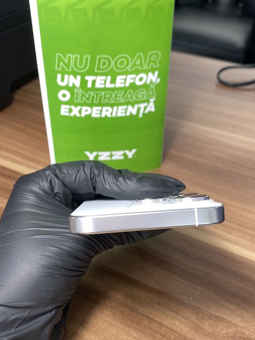 iPhone 16 Pro • 128 GB • White Titanium