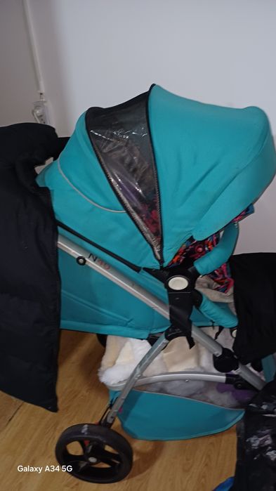 Детская коляска.