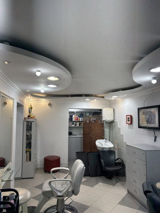 Сдам кресло парикмахера