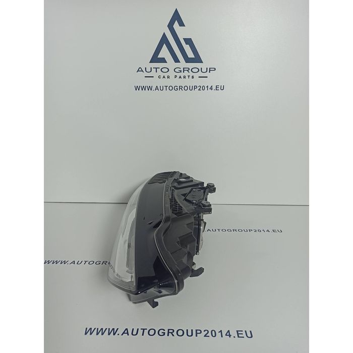 Десен фар за audi a8 d5 4n - 4n0941034