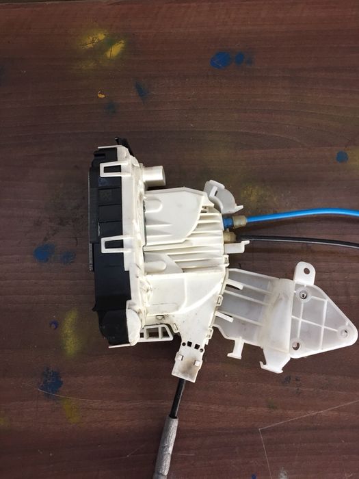 Broasca fata spate mercedes w212 w204