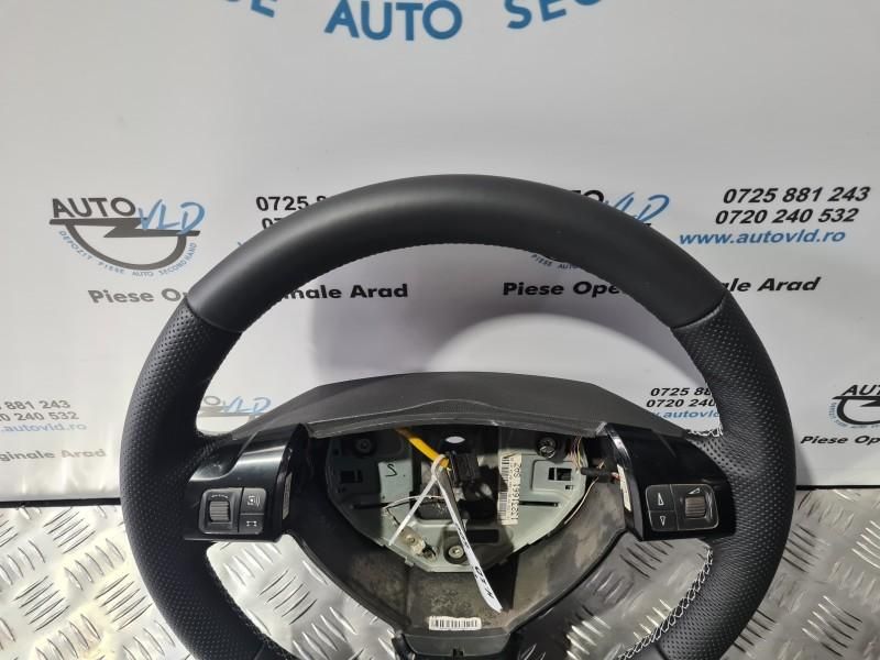 Volan piele perforata cu comenzi black piano Opel Astra H Twintop