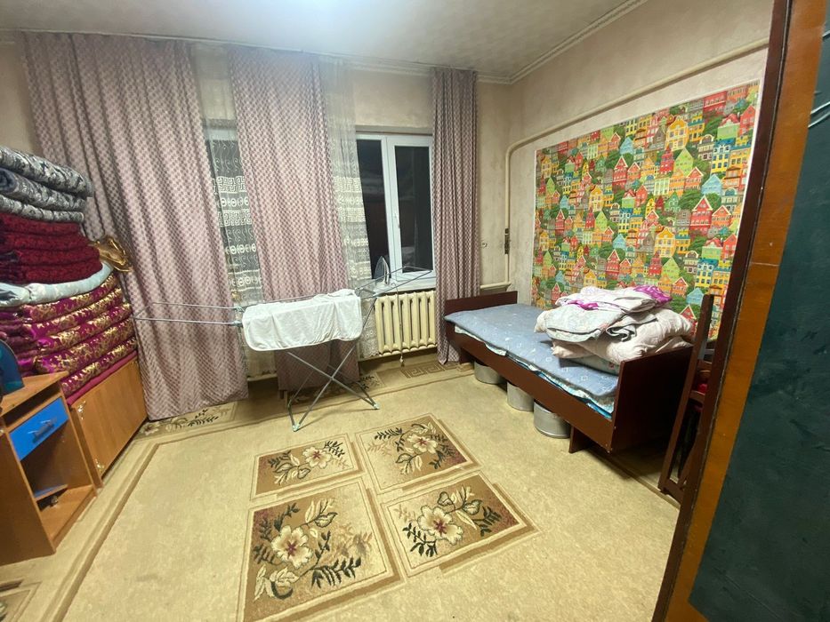 Продаётся дом в кирпичной районе