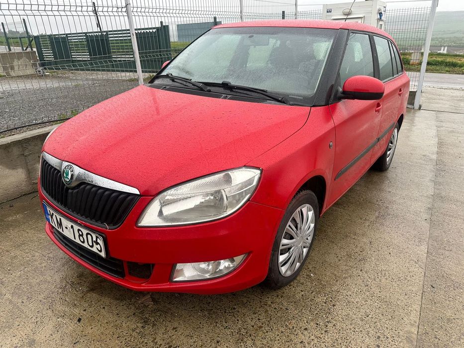 Dezmembrez / Dezmembrari / Piese / Accesorii Skoda fabia 2 facelift 2011 hatchback 1.2 tsi CBZ volan stanga