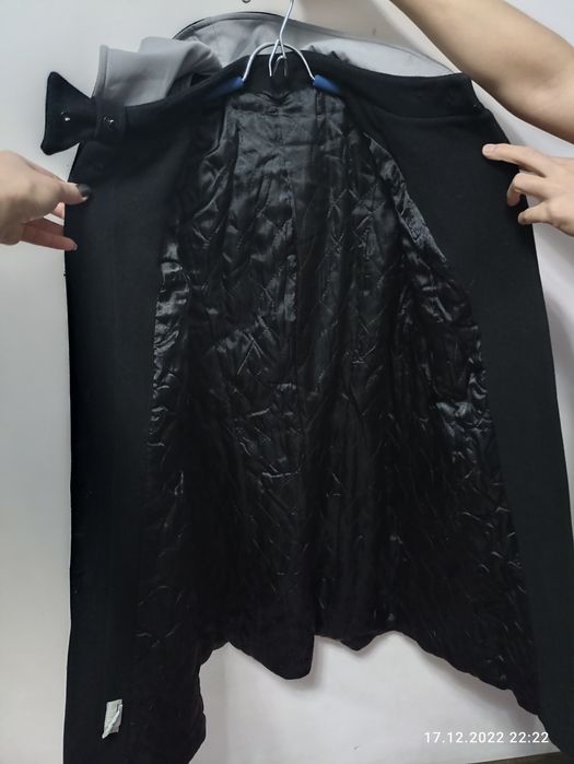 Пальто б/у размер 48 без брак