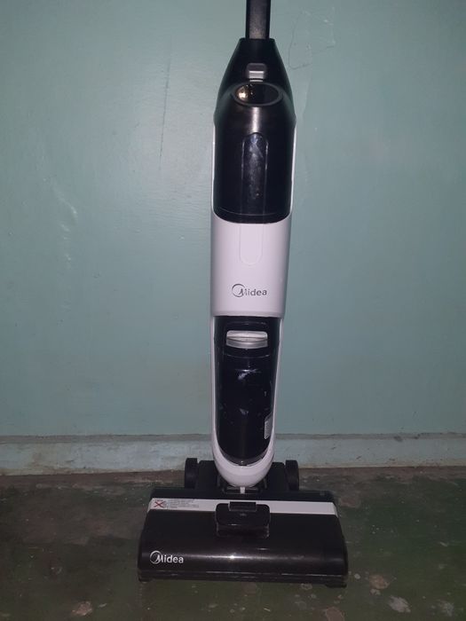 Моющий пылесос Midea X6