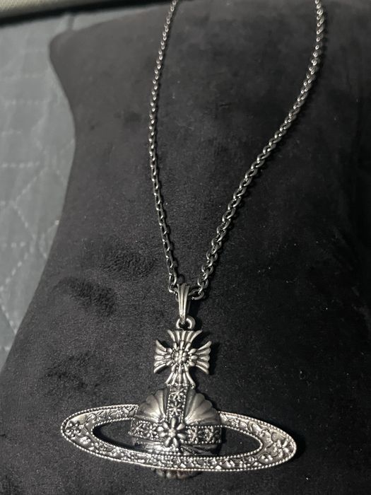 Lant Vivienne Westwood Orb Pendant Negru