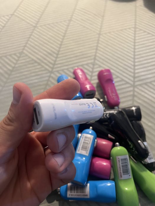 Adaptor baterie USB normal 1A. Ridicare/predare Mosnita Noua, Timisoar