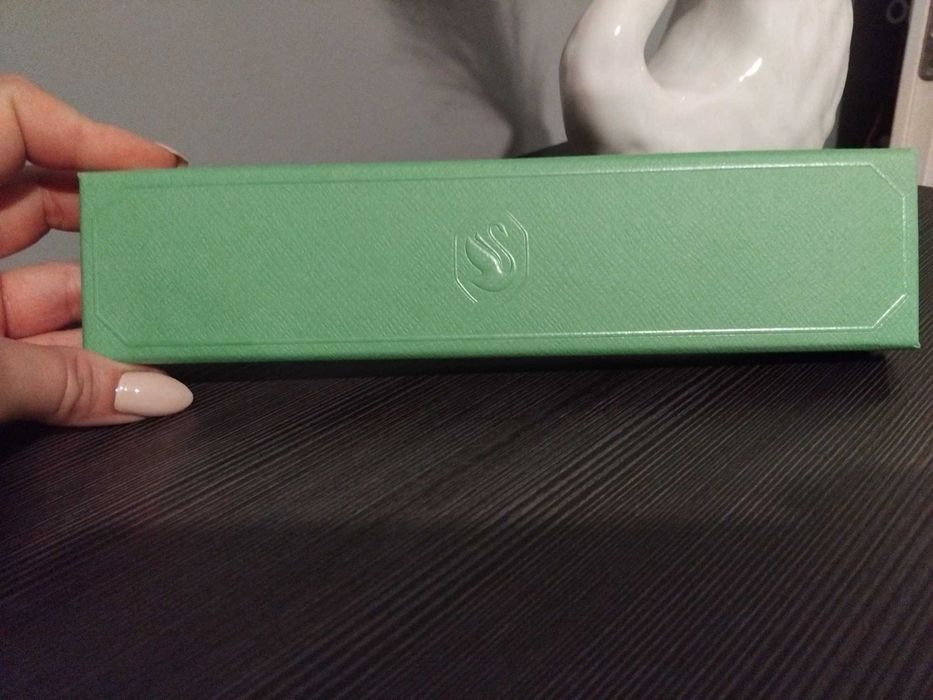 Swarovski гривна