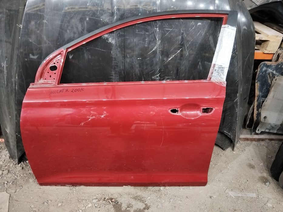 Дверь на акцент Солярис 2 Hyundai accent solaris 2 передняя левая