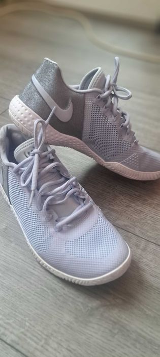 Маратонки Nike 40