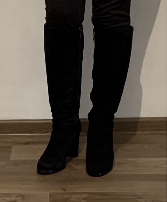 Зимние замшевые сапоги